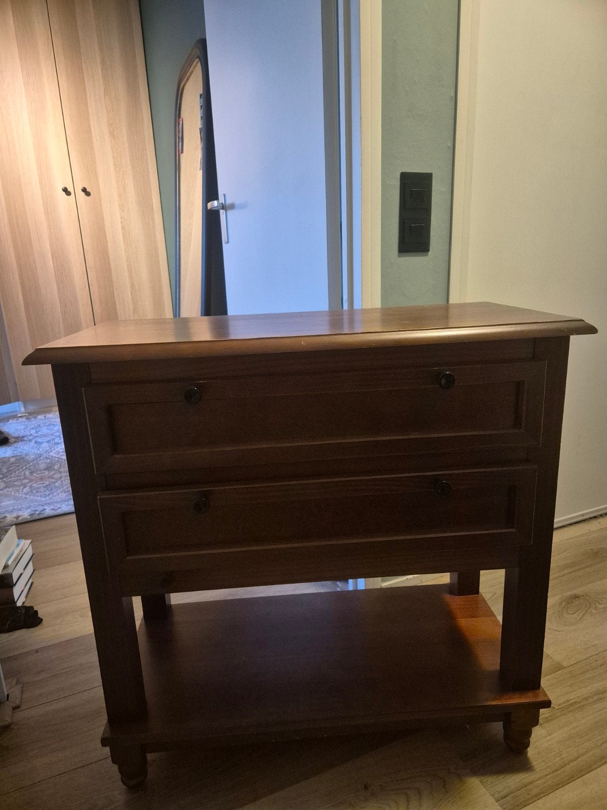 Mooi houten dressoir met twee lades en open vak, Ophalen, Gebruikt, 50 tot 100 cm, Met lade(s)