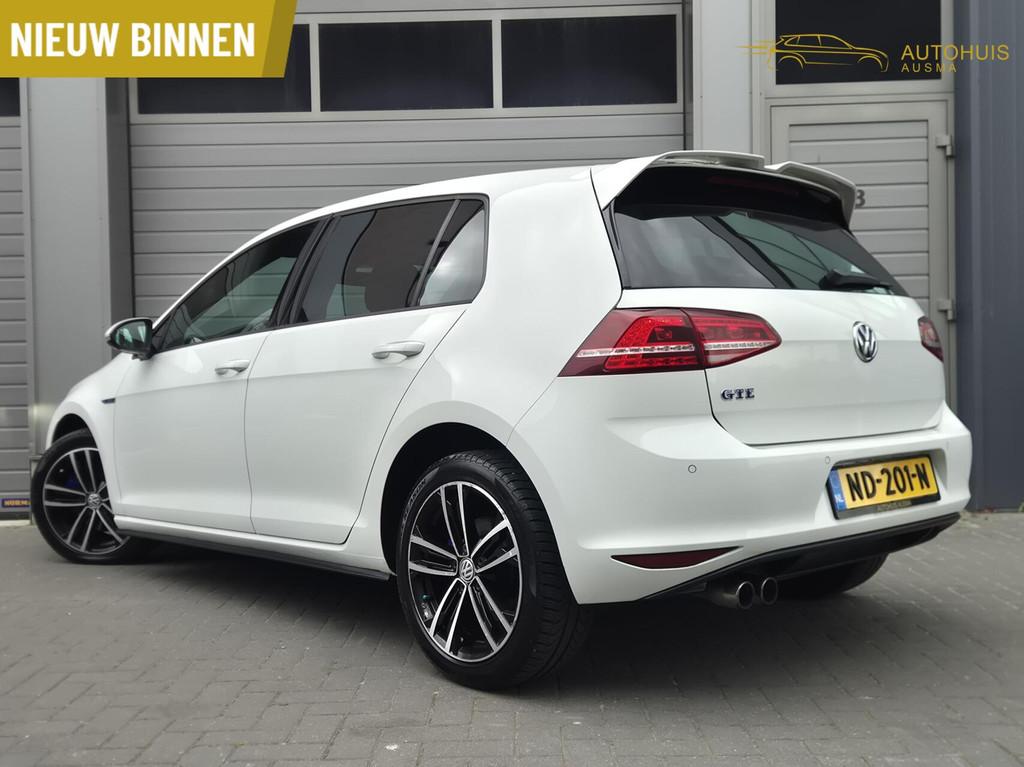 Volkswagen Golf 1.4 TSI GTE Cruise/Dodehoek/Carplay/Led/Navi, Gebruikt, Euro 6, 4 cilinders, Met garantie (alle)
