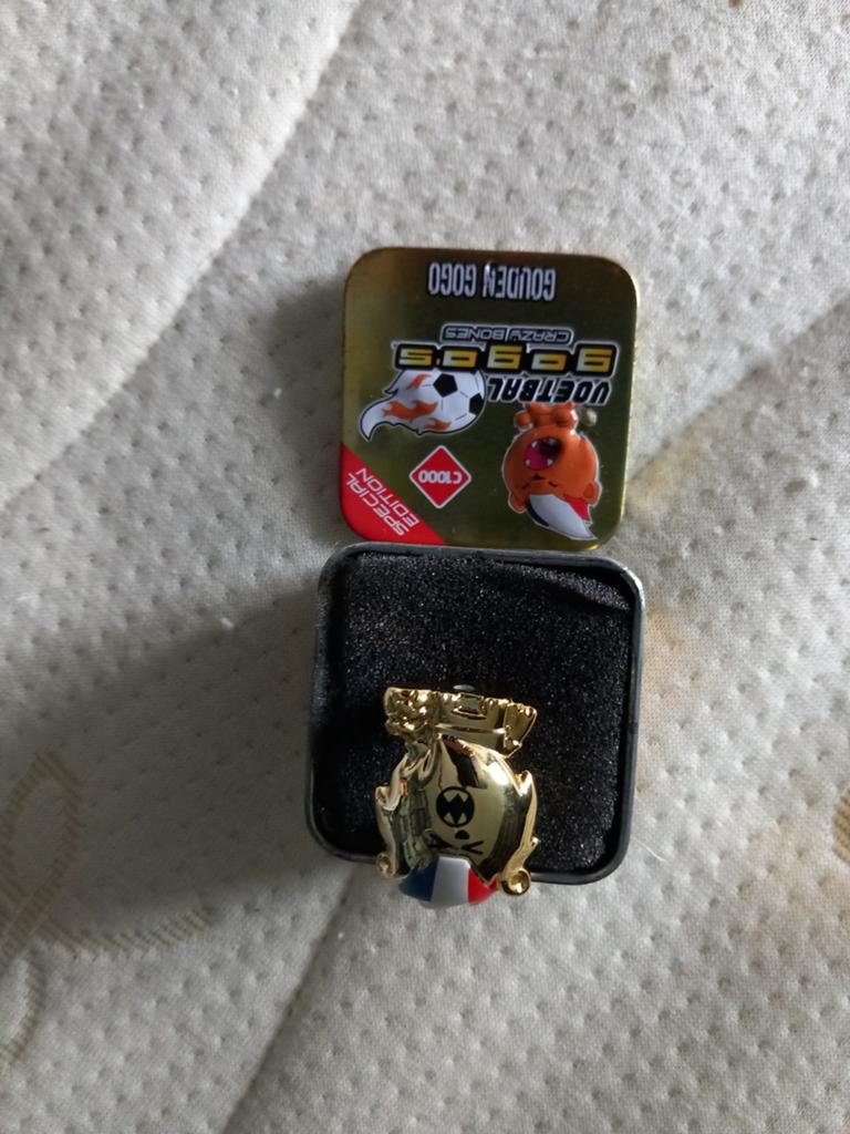 Gouden Gogo Voetbal Crazy Bones Special Edition in topstaat, Verzamelen, Speelgoed, Zo goed als nieuw, Ophalen of Verzenden