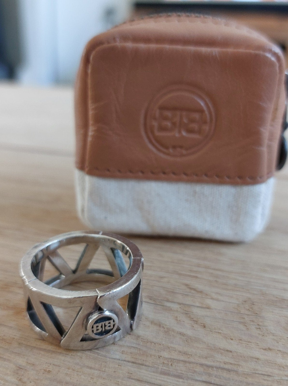 Buddha to Buddha 'Open' ring – Hans-Erik — Maat 20 | zilver, 20 of groter, Ophalen of Verzenden, Zo goed als nieuw, Dame of Heer