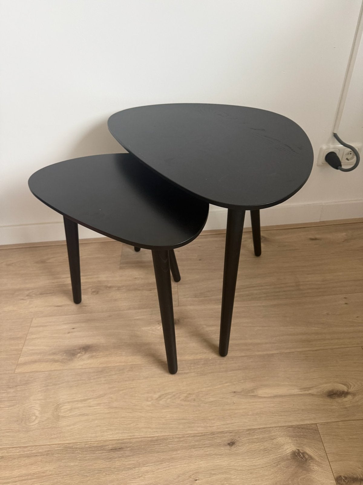 2 leuke bijzettafels/ salontafeltjes, Ophalen of Verzenden, Zo goed als nieuw