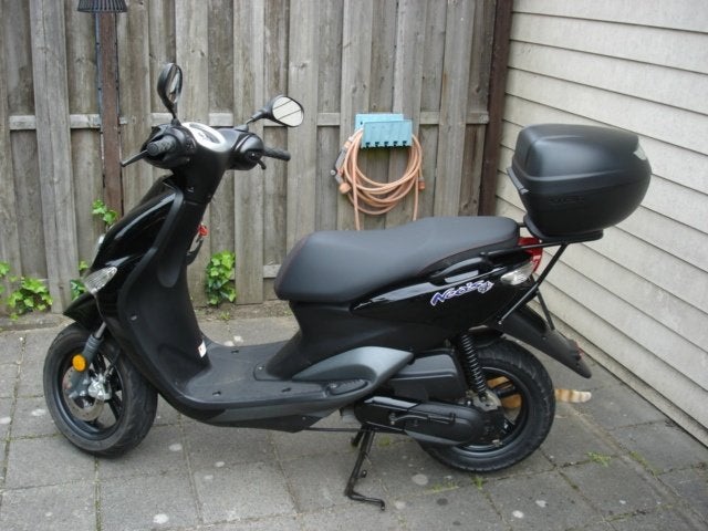 yamaha neos, Ophalen, Zo goed als nieuw, Benzine, 50 cc