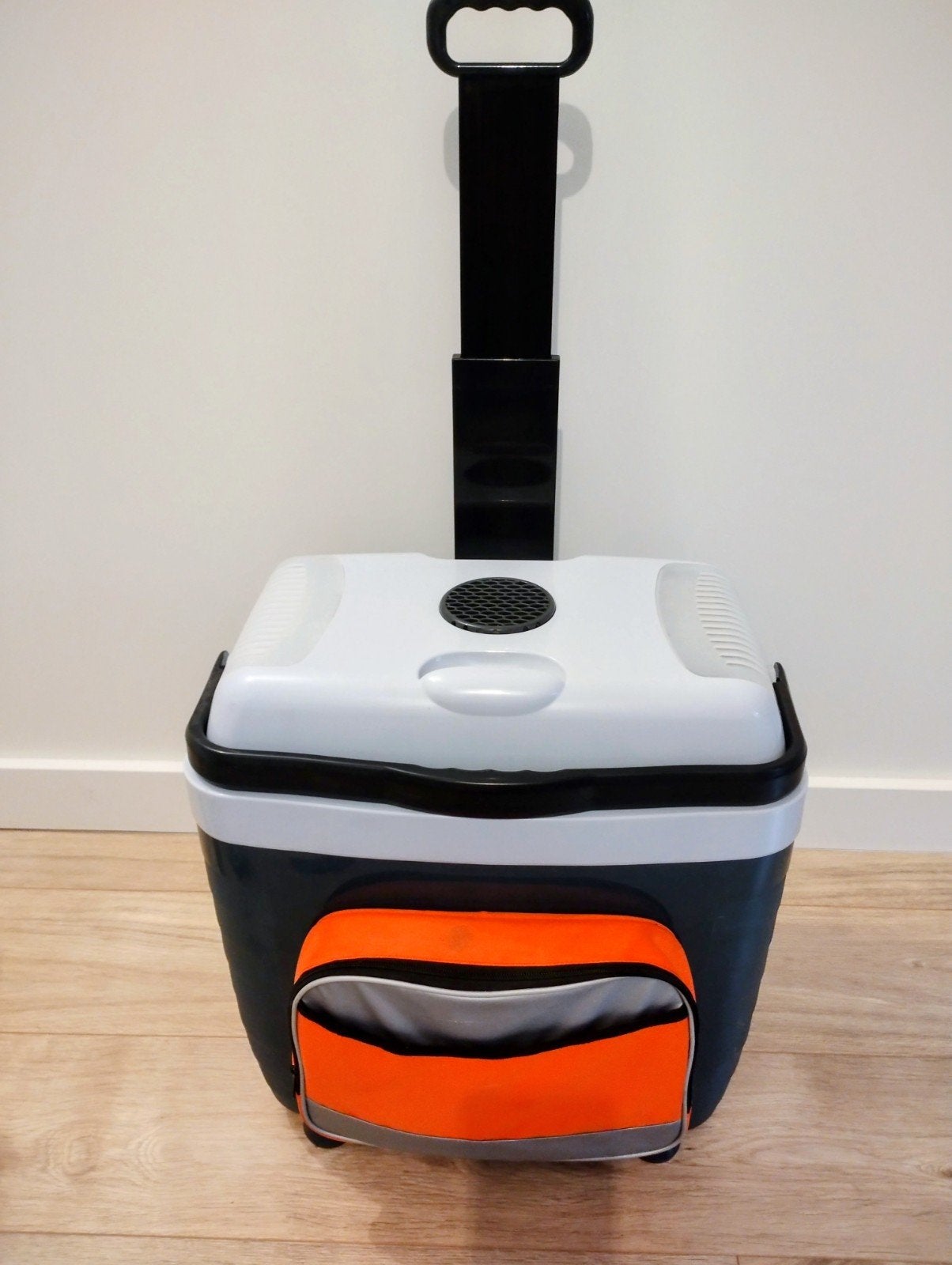 Electrische koelbox met of zonder kampeerservies, Ophalen of Verzenden, Zo goed als nieuw, Elektrisch