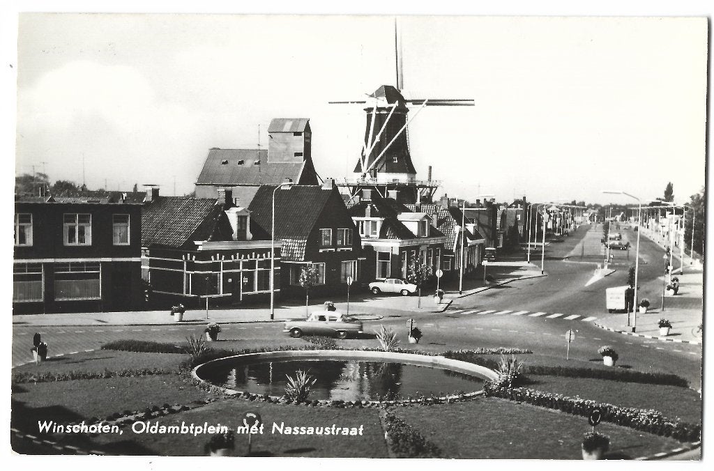 Winschoten, Oldambtplein met Nassaustraat - Molen, Ophalen of Verzenden, 1960 tot 1980, Ongelopen, Groningen