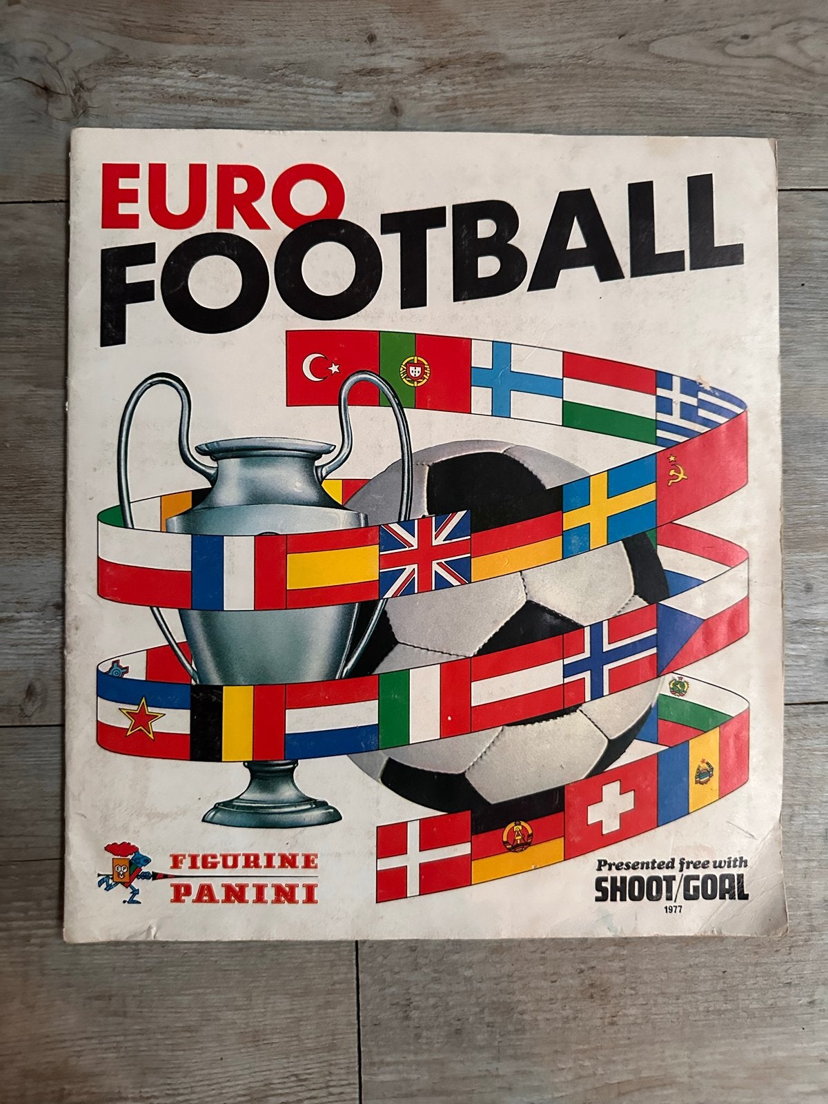 Panini Euro Football Figurine Album 1977 - Compleet, Ophalen of Verzenden, Gebruikt, Buitenlandse clubs, Boek of Tijdschrift