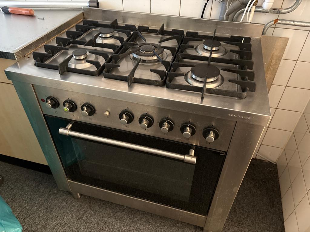 Solitaire gasfornuis met oven - 6 pitten ophalen voor 20/6, Witgoed en Apparatuur, Fornuizen, Ophalen, Gebruikt, 60 cm of meer