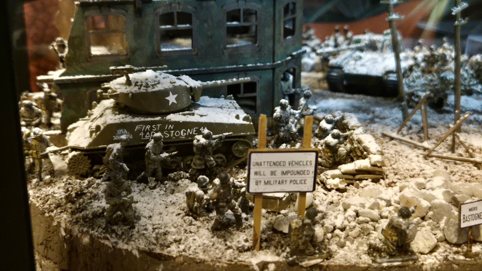 WWII Diorama Slag om de Ardennen - Bastogne 1/72, Verzamelen, Militaria | Tweede Wereldoorlog, Ophalen