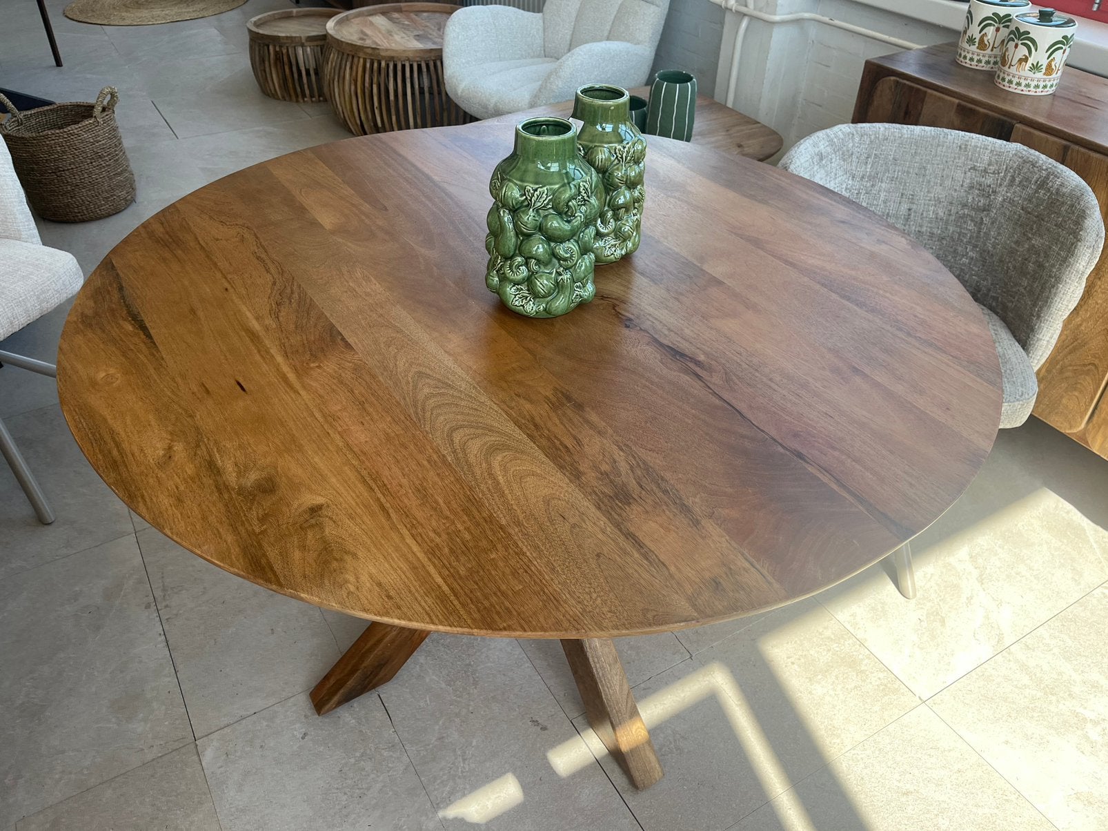 Magazijn leegverkoop ronde eettafel mangohout massief matrix, Hout, Nieuw, Ophalen of Verzenden, Info@wkhome.nl