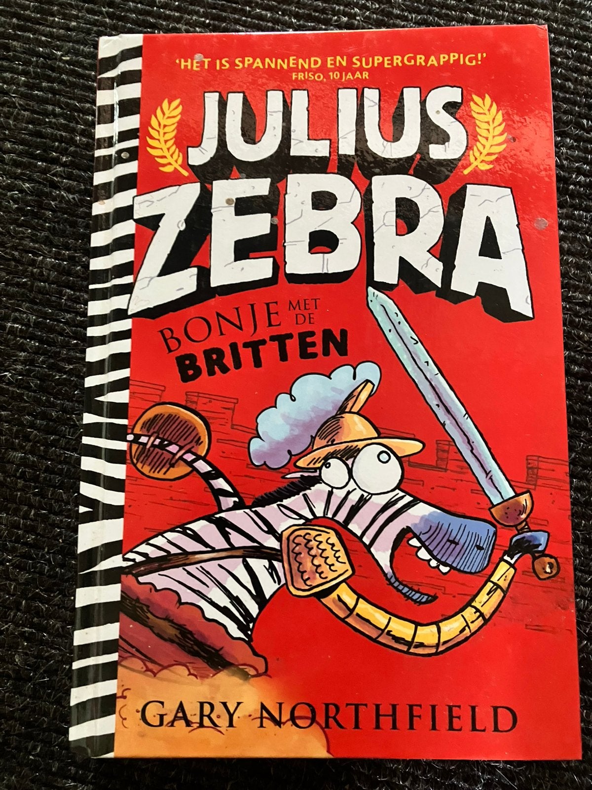 Julius Zeebra Bonje met de Britten, Boeken, Ophalen of Verzenden, Zo goed als nieuw, Fictie