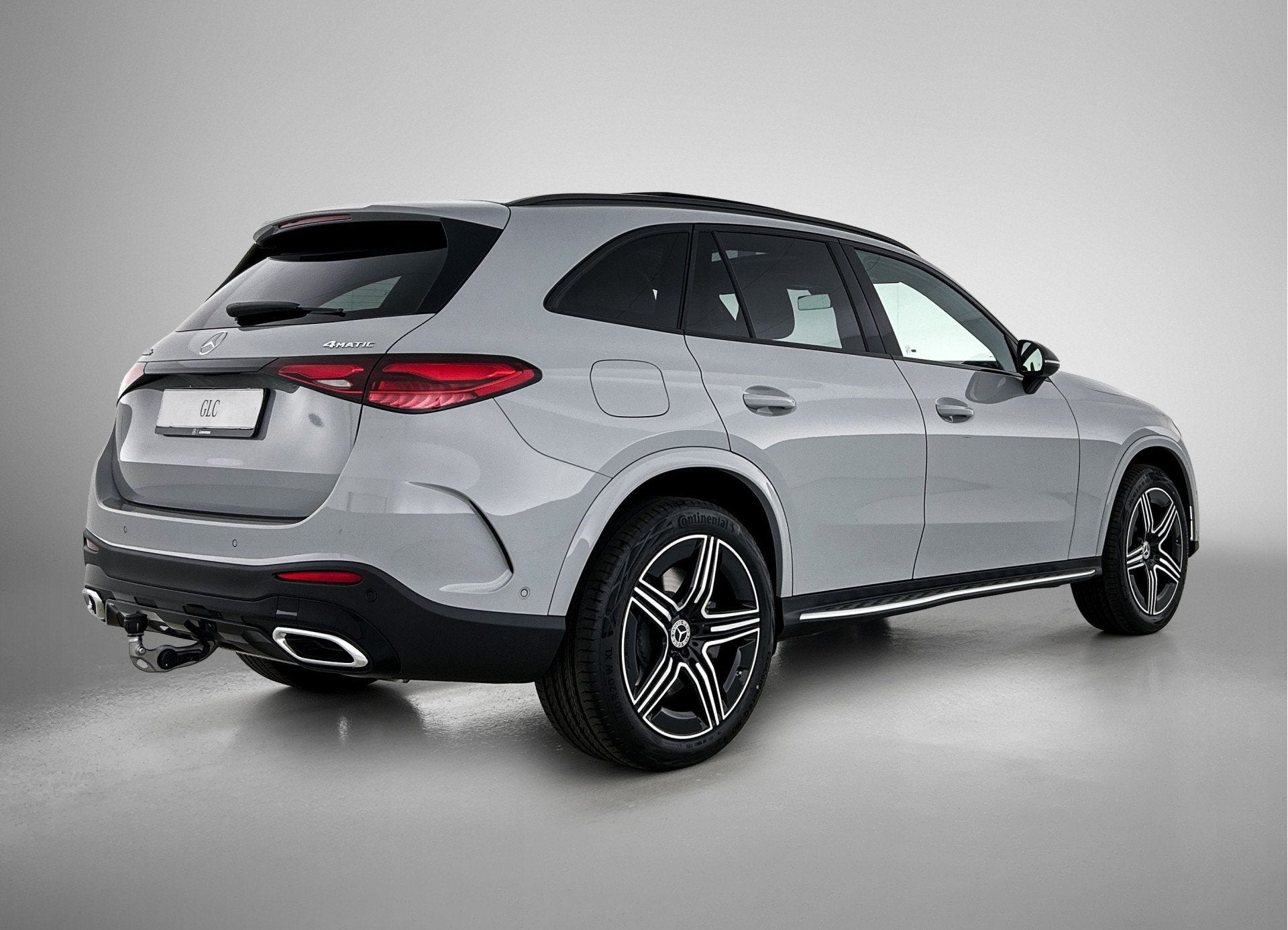 Mercedes-Benz GLC 300e 4MATIC Business Solution AMG | Advanc, Auto's, Automaat, Zwart, 2255 kg, Plug-in hybride