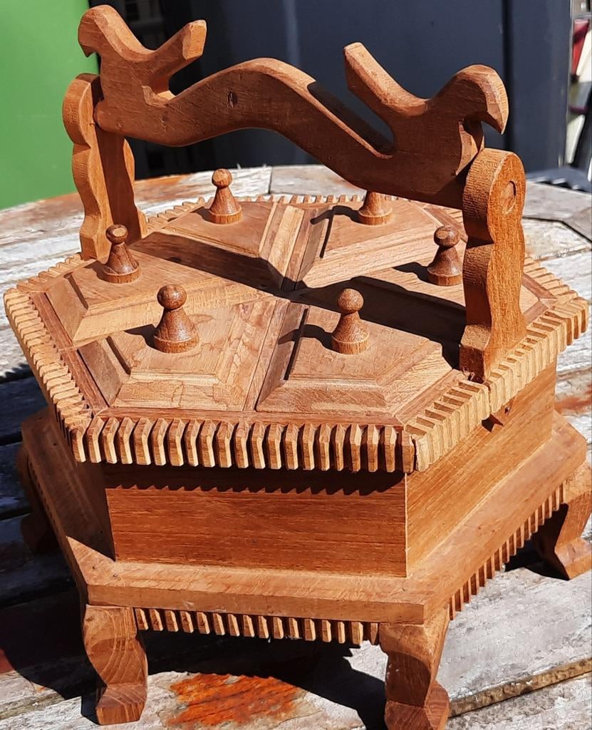 Houten kistje met 6 vakjes en dekseltjes, Ophalen of Verzenden