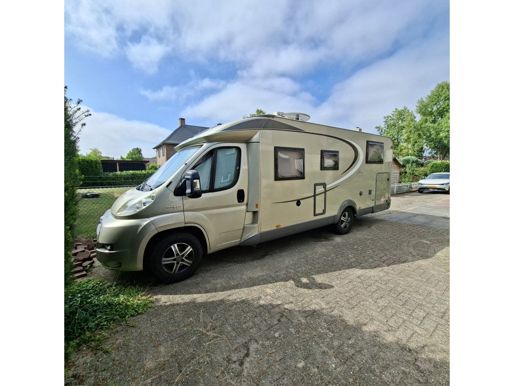 Bürstner Nexxo T 728T (1054035), Caravans en Kamperen, Campers, Ringverwarming, Fiat, Tot en met 3, Particulier