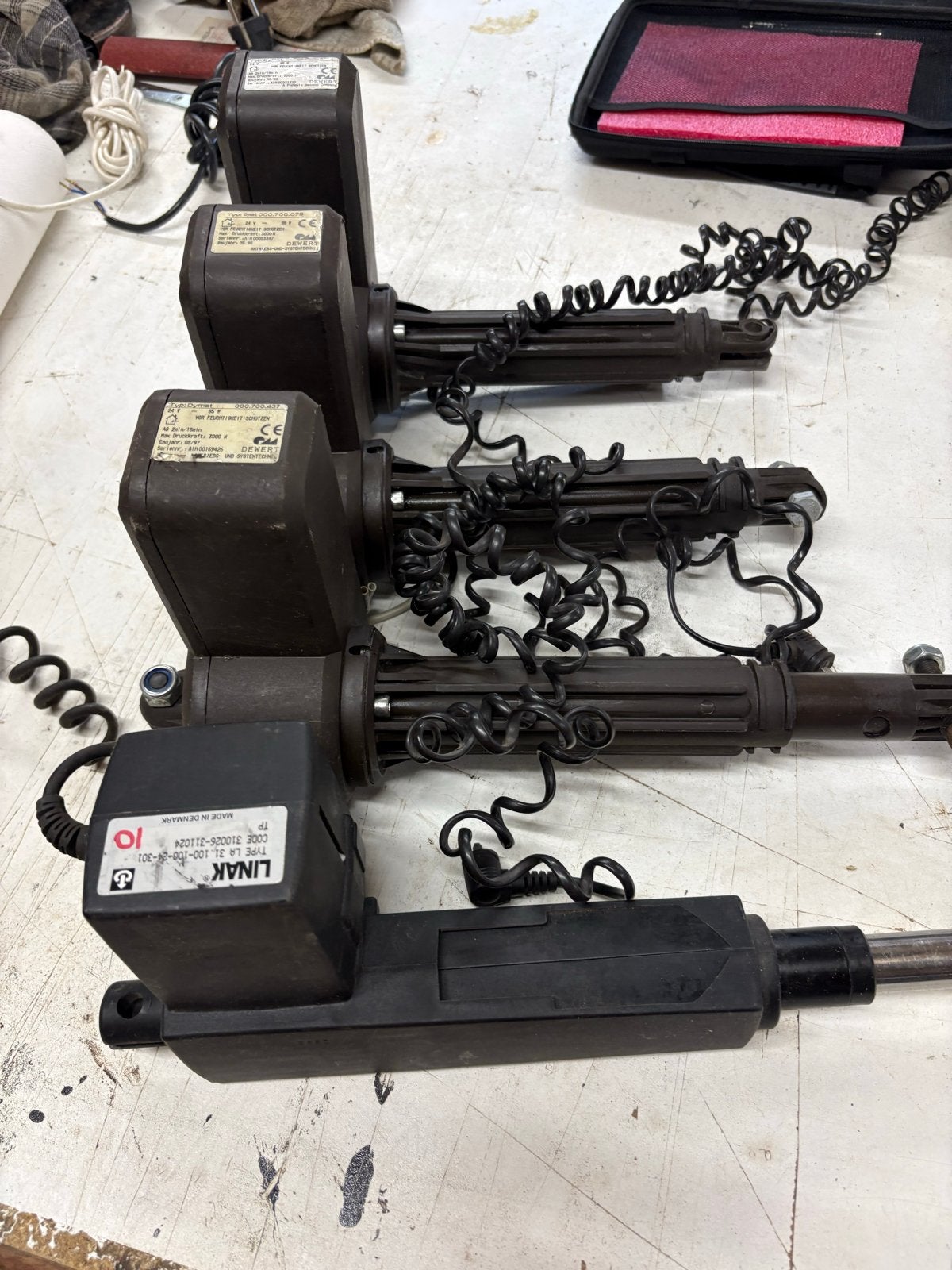 Linak en Dewert lineaire actuatoren, Ophalen, Gebruikt, Elektromotor, Dymat en Linak