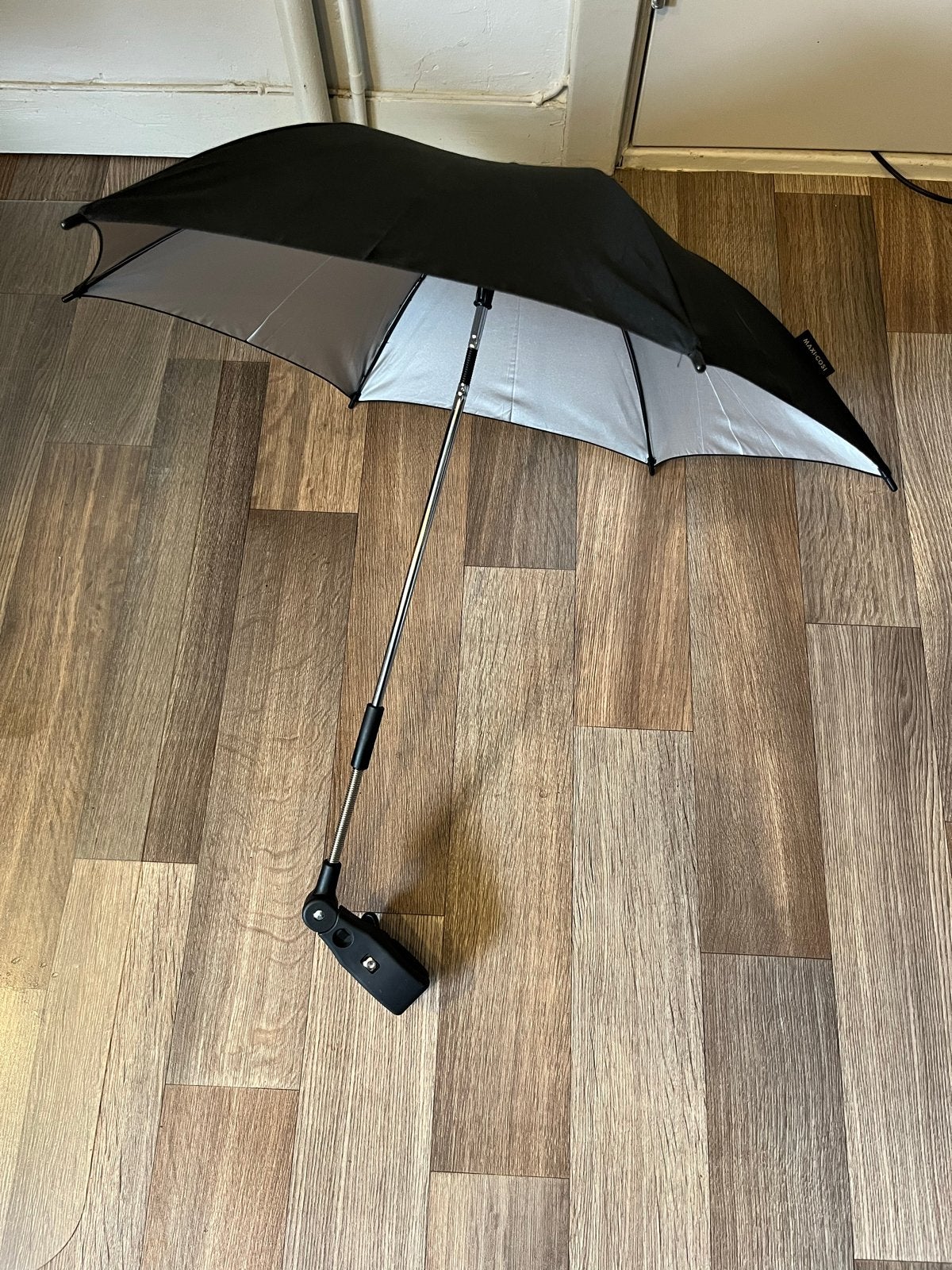 Kinderwagen parasol met flexibele bevestiging, Ophalen of Verzenden, Zo goed als nieuw, Zwart