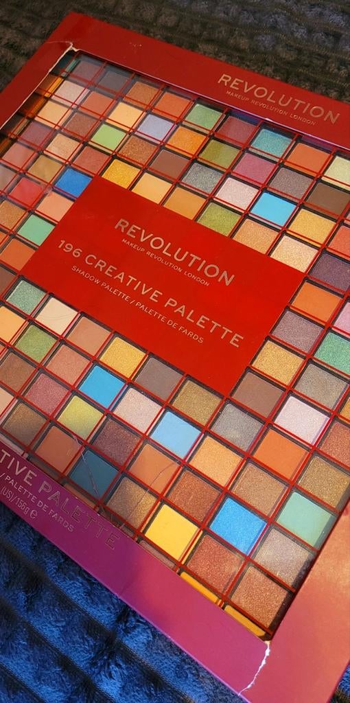 Revolution 196 Creative Palette oogschaduw, Nieuw, Ophalen of Verzenden, Make-up, Overige kleuren