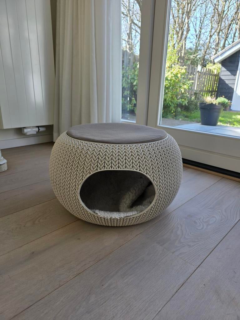 Curver knitted kattenmand hondenmand, Dieren en Toebehoren, Kattenmanden, Verzenden, Zo goed als nieuw