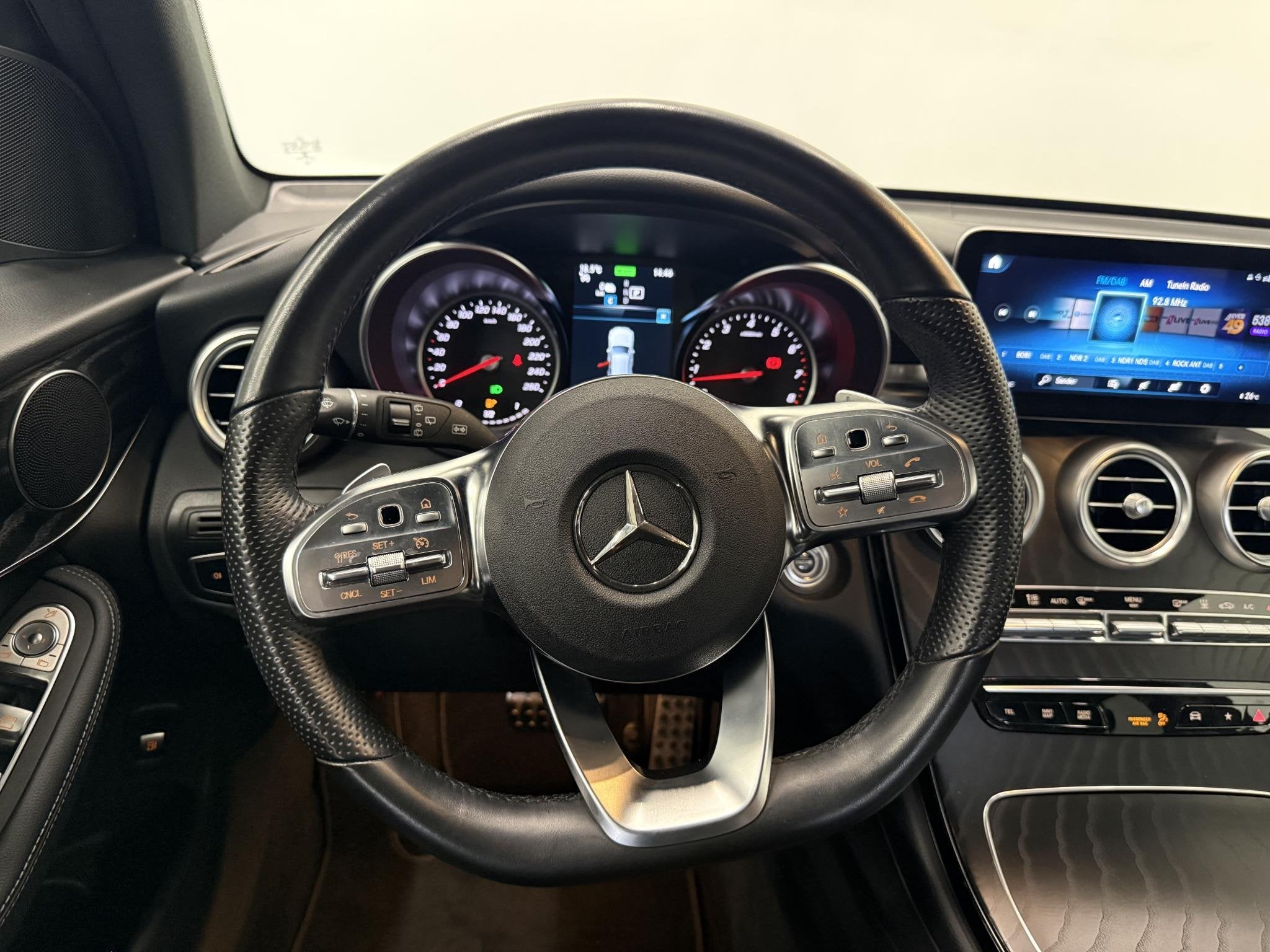 Mercedes-Benz GLC-klasse 300e 4MATIC Automaat PHEV AMG Line, Auto's, Automaat, 14 kWh, Gebruikt, 4 cilinders