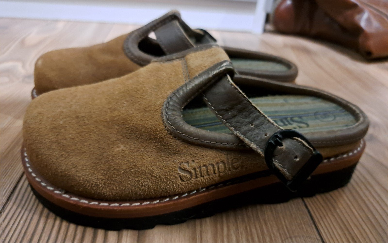 Vintage Simple Shoes Suède Clogs / Mary Janes – Maat 36, Bruin, Simple, Zo goed als nieuw, Sandalen of Muiltjes
