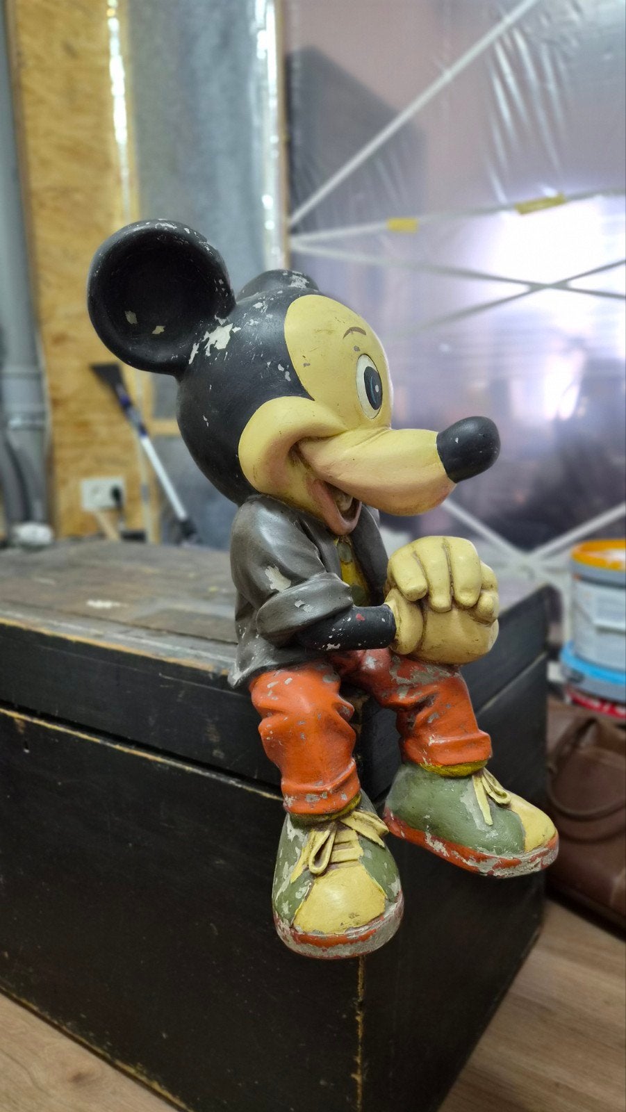 Mickey Mouse beeld Vintage 50cm, Ophalen, Mickey Mouse, Zo goed als nieuw, Beeldje of Figuurtje