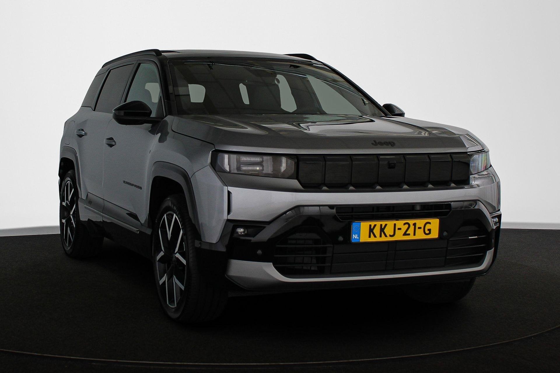 Jeep Compass 1.6 e-Hybrid Plug-In First Edition Pano Massage, Auto's, 1596 cc, 173 min, 4 cilinders, 1865 kg