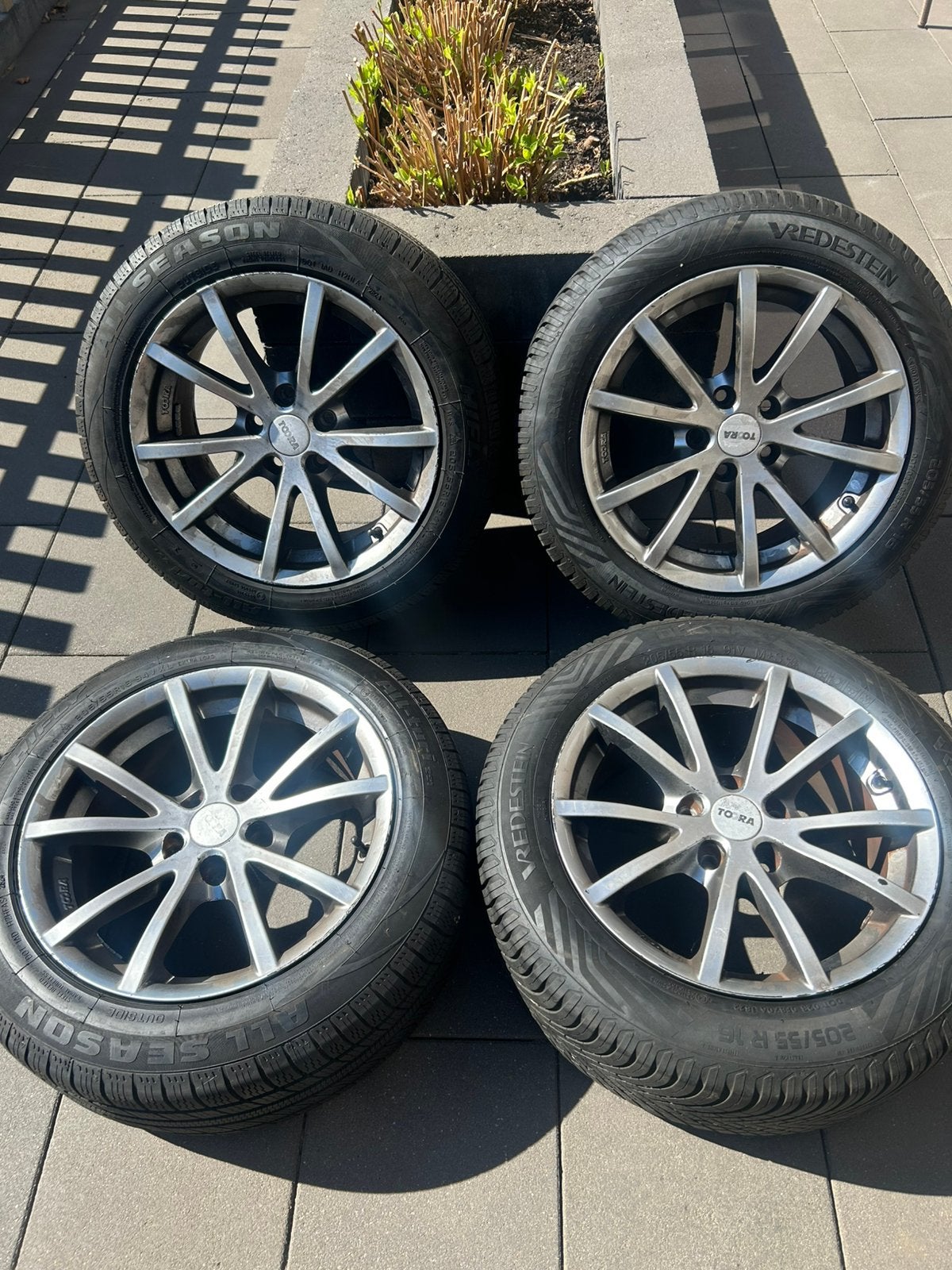 16 inch Velgen met all season banden 5x110 opel, Ophalen, 16 inch, 205 mm, All Season