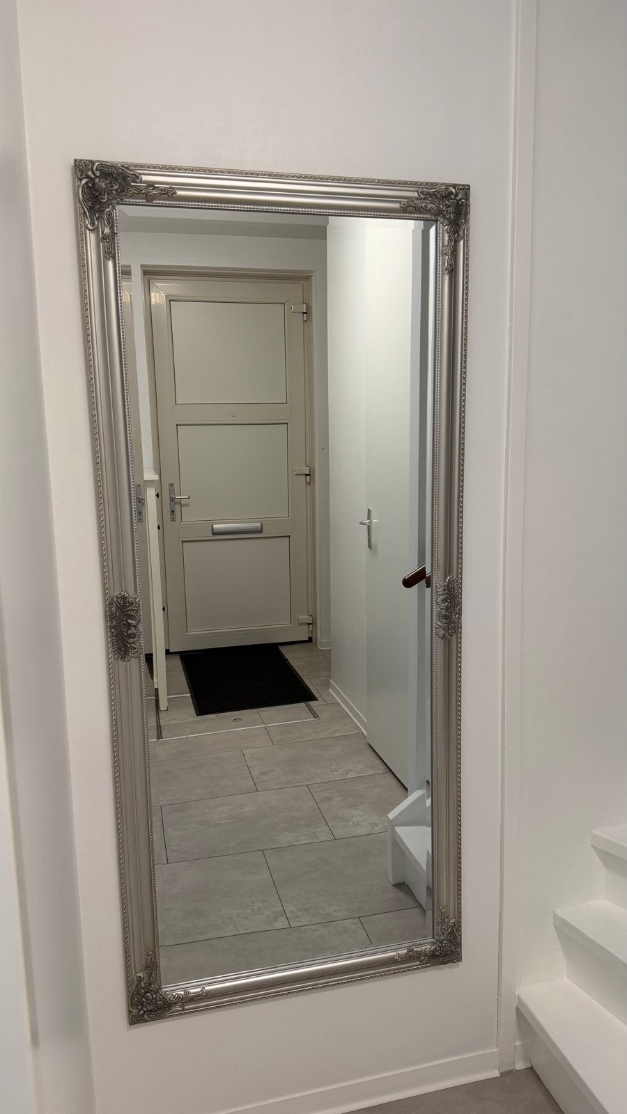 Grote wandspiegel met zilveren barok lijst 160/72 cm, Huis en Inrichting, Woonaccessoires | Spiegels, Ophalen, Zo goed als nieuw