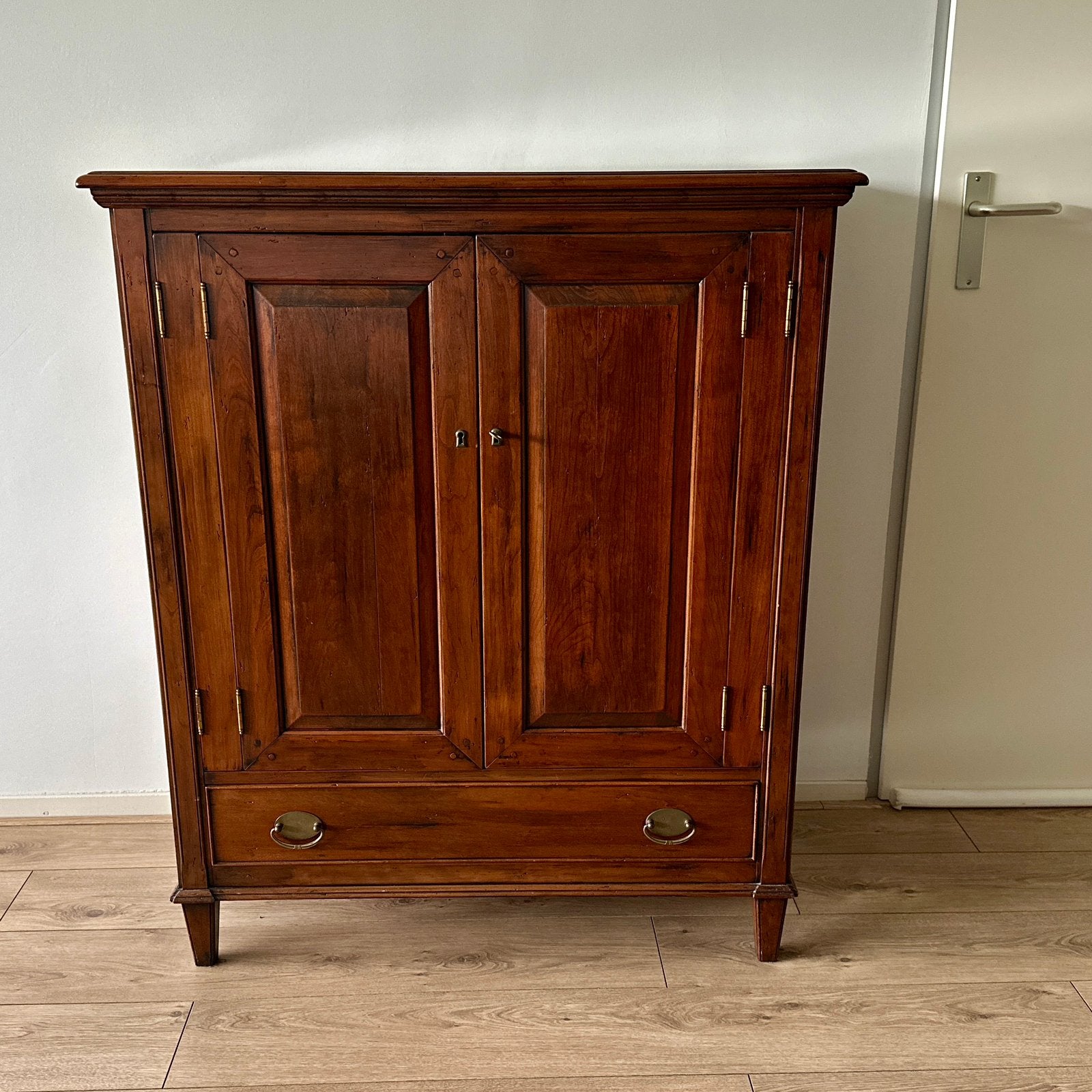 Kast klassiek vintage espresso bruin kersenhout, Ophalen