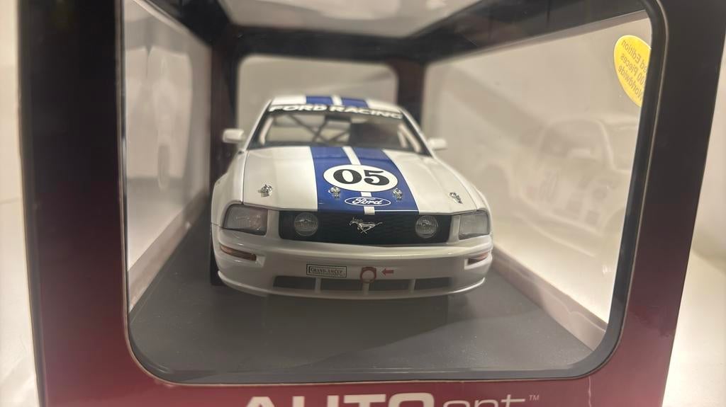 Ford mustang fr500c 2005 cup champion Autoart 1.18, Ophalen of Verzenden, Autoart, A, A