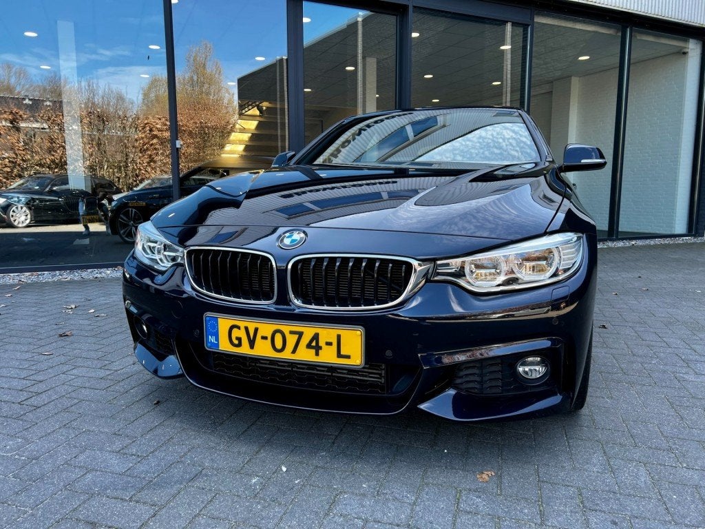 BMW 4 Serie Gran Coupe 435I M-SPORT,Harman/Kardon,HeadUp,Lee, Achterwielaandrijving, Gebruikt, Met garantie (alle), Zwart