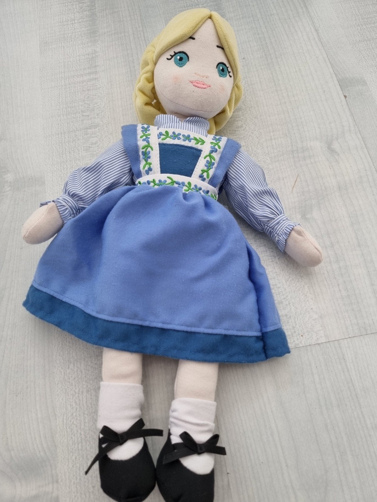 Elsa pop € 7,, Ophalen of Verzenden