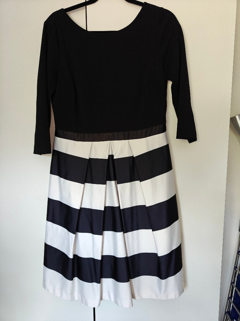 Steps jurkje chique zwart zwart/wit gestreept ZGAN maat 40, Kleding | Dames, Jurken, Maat 38/40 (M), Zwart, Ophalen of Verzenden