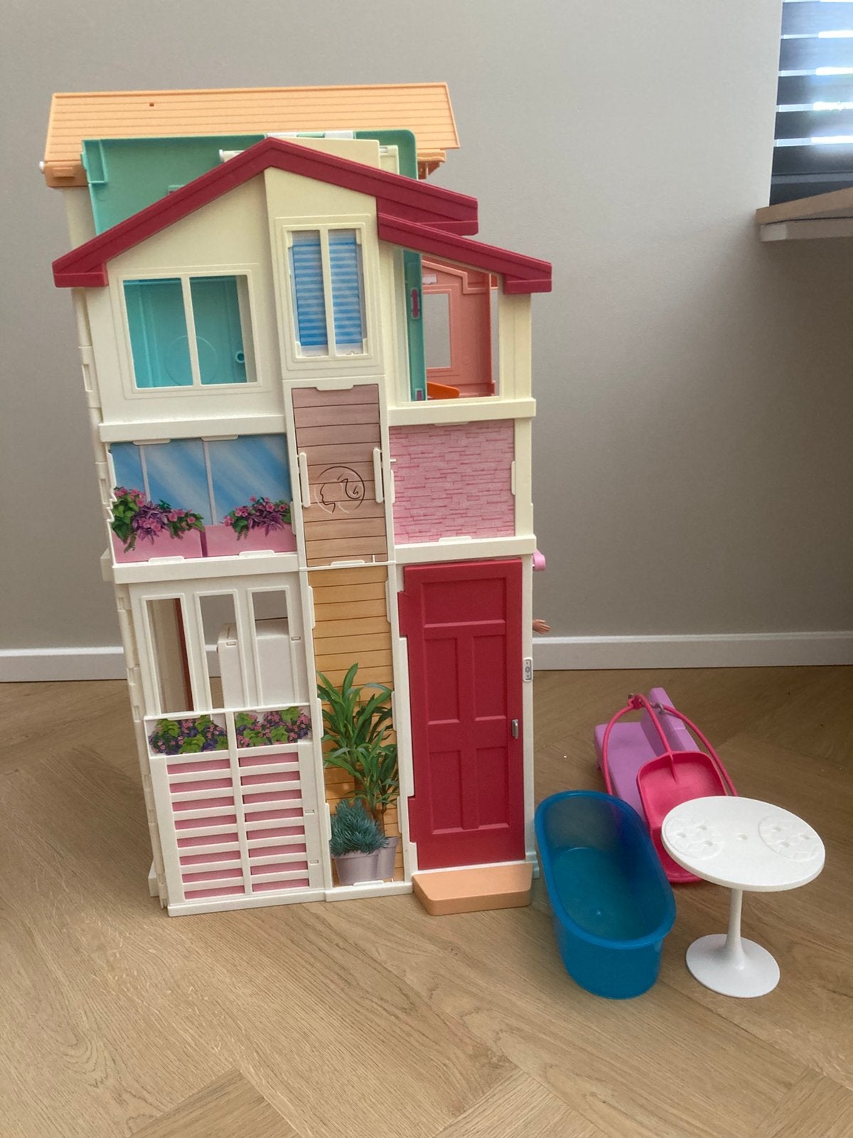 Barbiehuis, Kinderen en Baby's, Speelgoed | Poppenhuizen, Ophalen, Gebruikt, Toebehoren