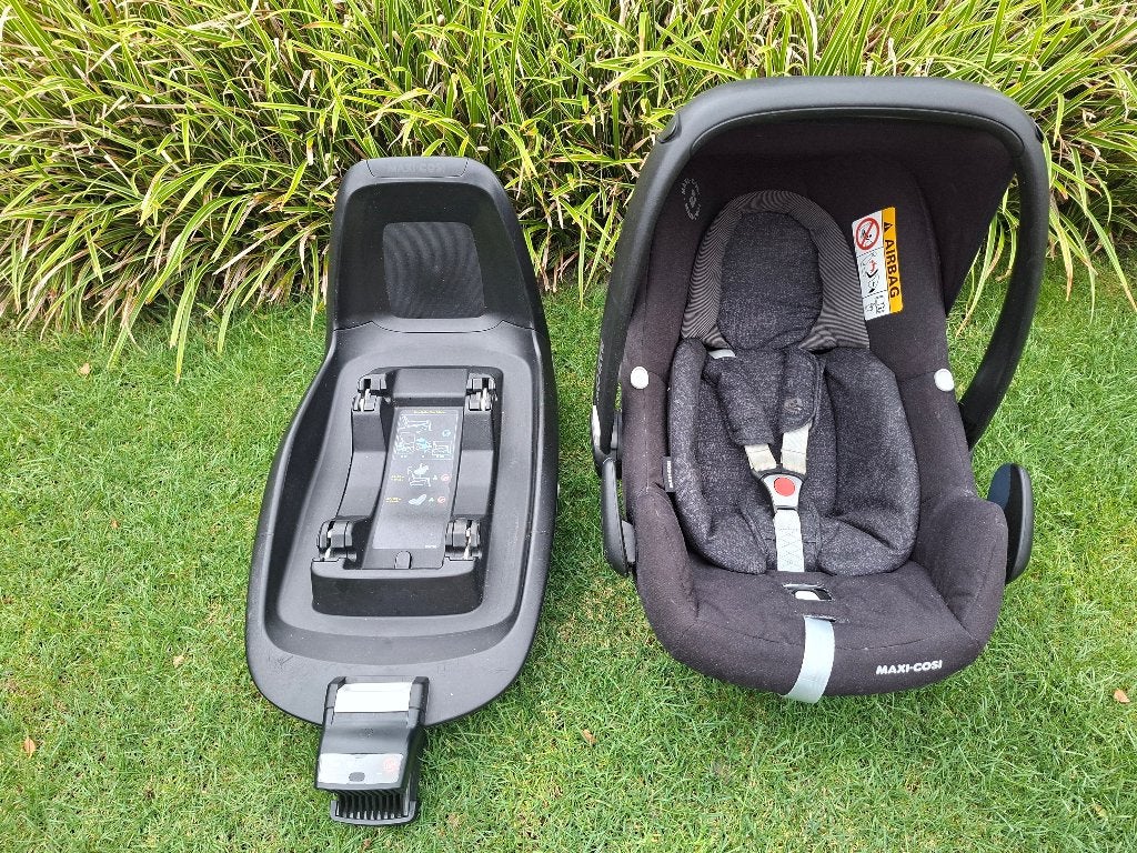 Maxicosi + Familyfix iscofix base, Kinderen en Baby's, Autostoeltjes, Ophalen, Gebruikt, Isofix, 0 t/m 13 kg