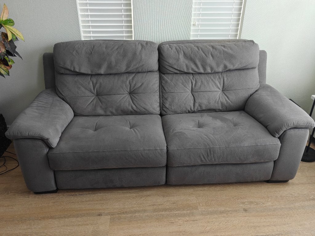 Bank, 2.5 zits met 2x elektrische relax + usb aansluiting, Ophalen, Gebruikt, Minder dan 75 cm, Driepersoons