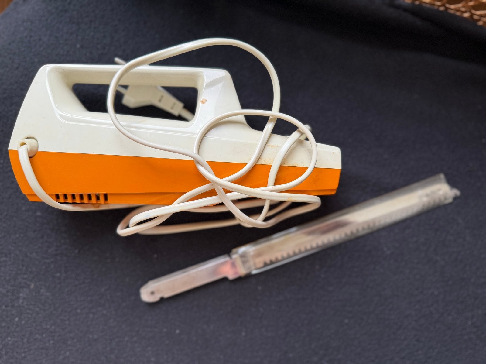 Moulinex Elektrisch mes, retro, 1977, in originele doos, Ophalen, Zo goed als nieuw