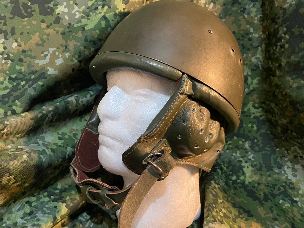 DDR Fallschirmjager helm, Ophalen of Verzenden, Landmacht, Duitsland, Helm of Baret