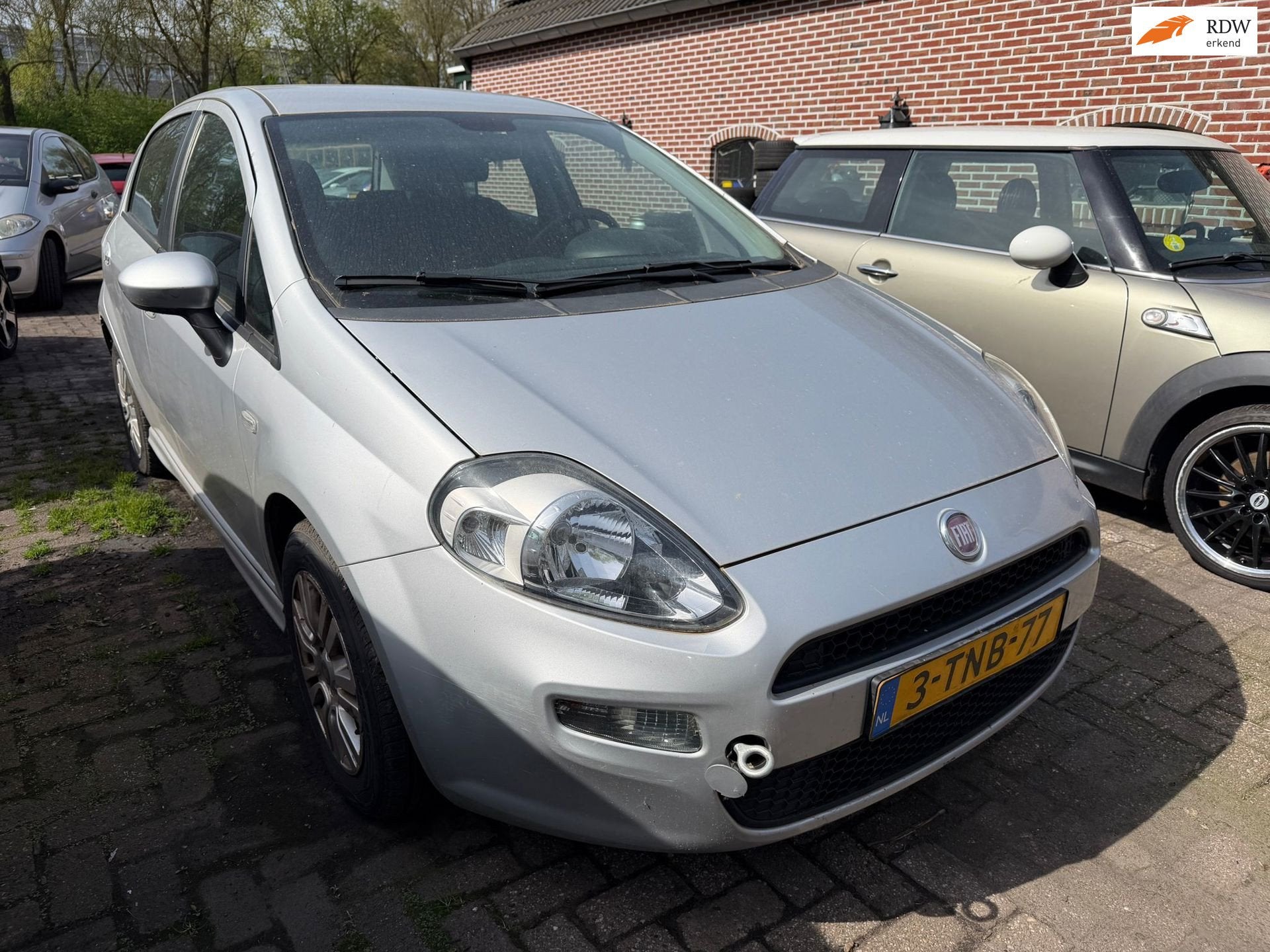 Fiat Punto Evo 0.9 TwinAir Street ZIE ADVERTENTIE TEKST, Auto's, Fiat, Voorwielaandrijving, 101 pk, Euro 6, 49 €/maand