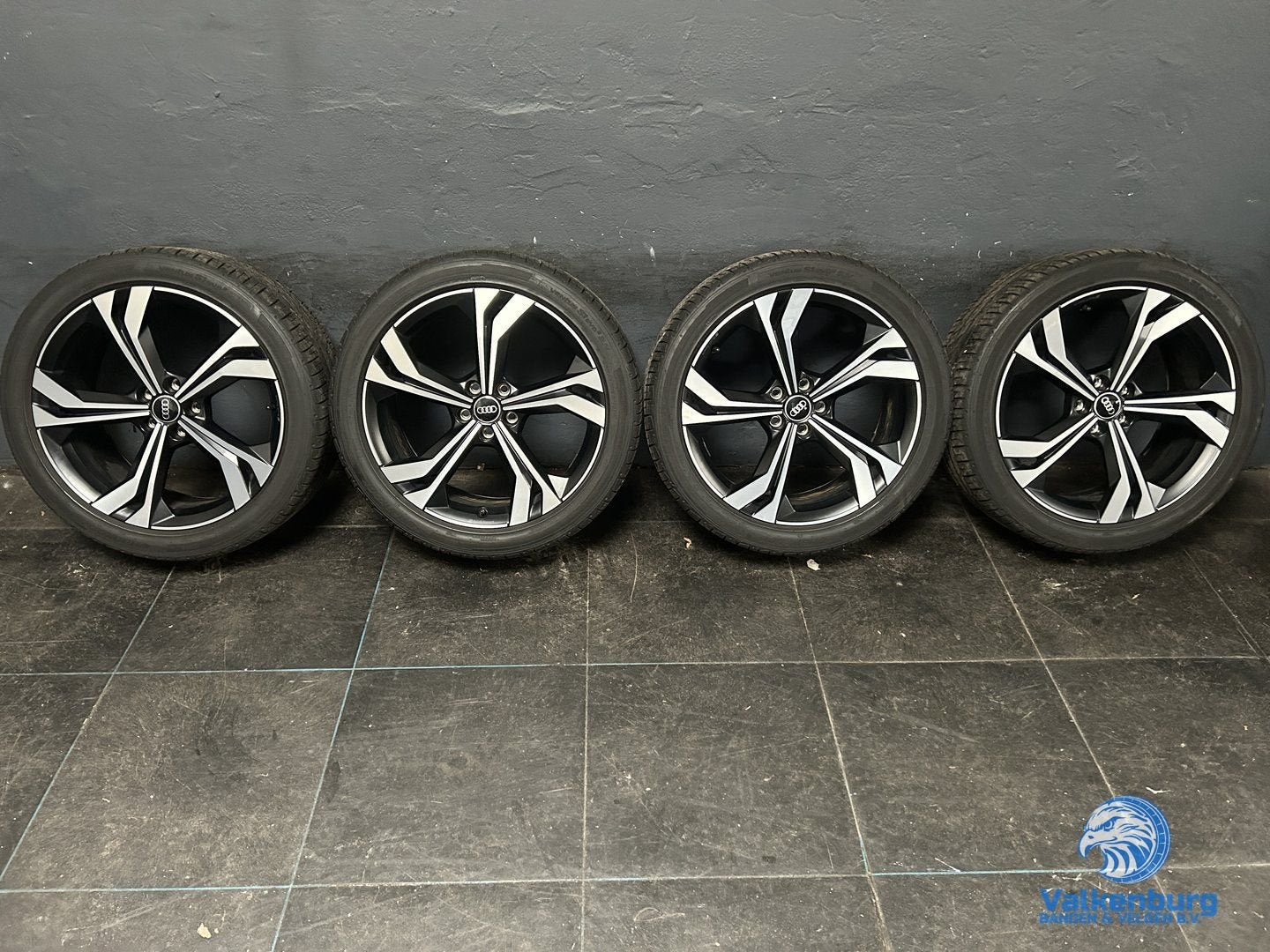 6.5mm! Originele Audi Q3 SQ3 RSQ3 F3 83A Audi sport 20 inch, Gebruikt, 255 mm, -, -