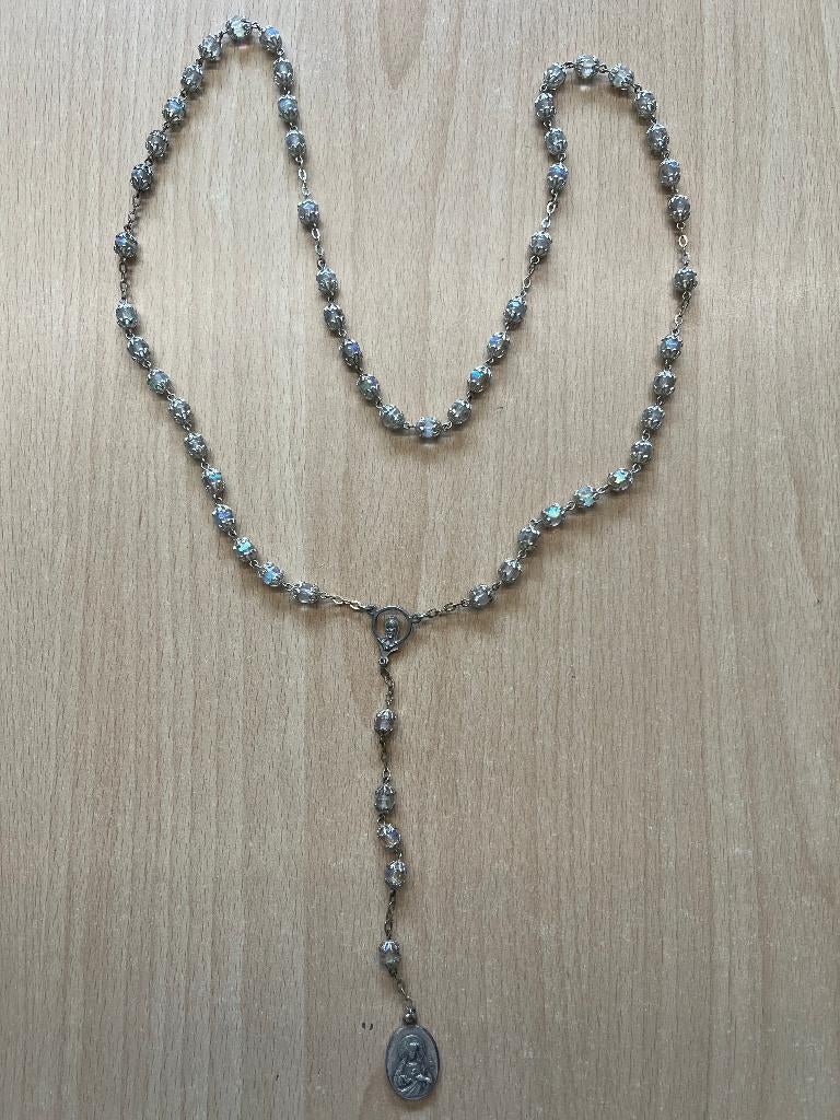 Vintage rozenkrans- Zilver, iriserende glazen kristallen, Ophalen