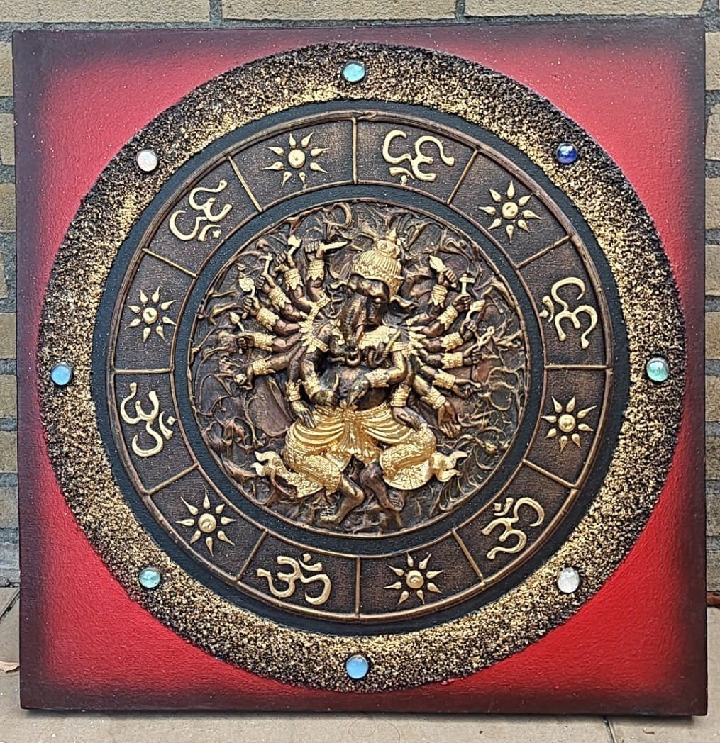 Uniek Oosters Wanddecoratiepaneel met Goddelijke Afbeelding, Antiek en Kunst, Ophalen, Wanddecoratie, Handgemaakt, Overige materialen