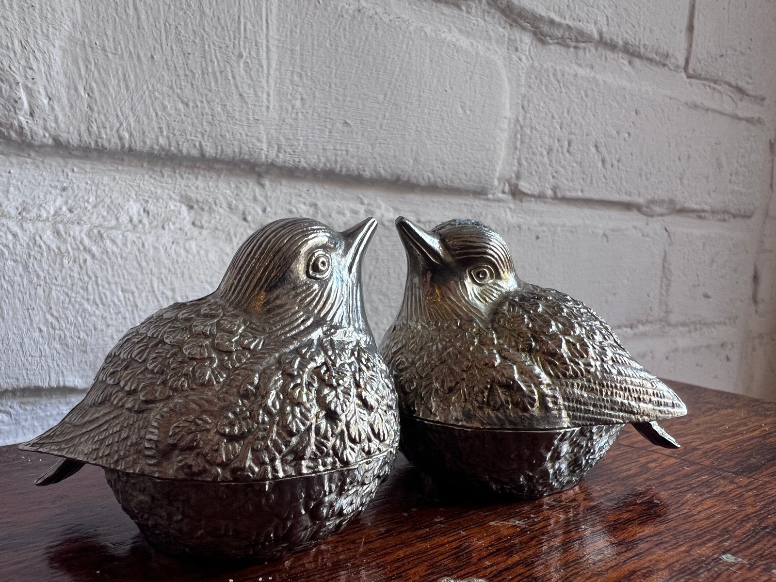 Verzilverd peper en zout stel in de vorm van vogeltjes, Huis en Inrichting, Keuken | Keukenbenodigdheden, Gebruikt, Overige typen