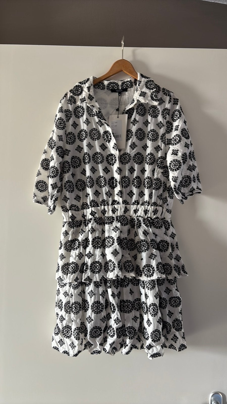 Nieuwe jurk Nikkie, Kleding | Dames, Jurken, Maat 38/40 (M), Zwart, Nieuw, Ophalen of Verzenden