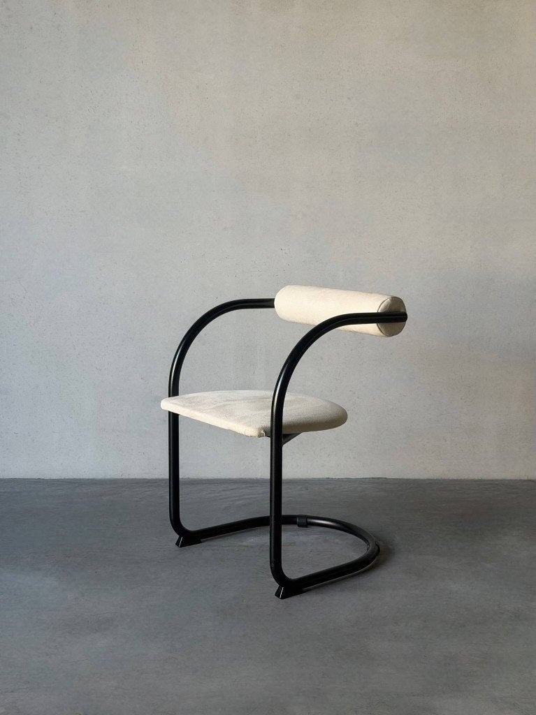 vintage Italiaanse design bahaus cantilever stoel, Ophalen, Zo goed als nieuw, Zwart, Eén