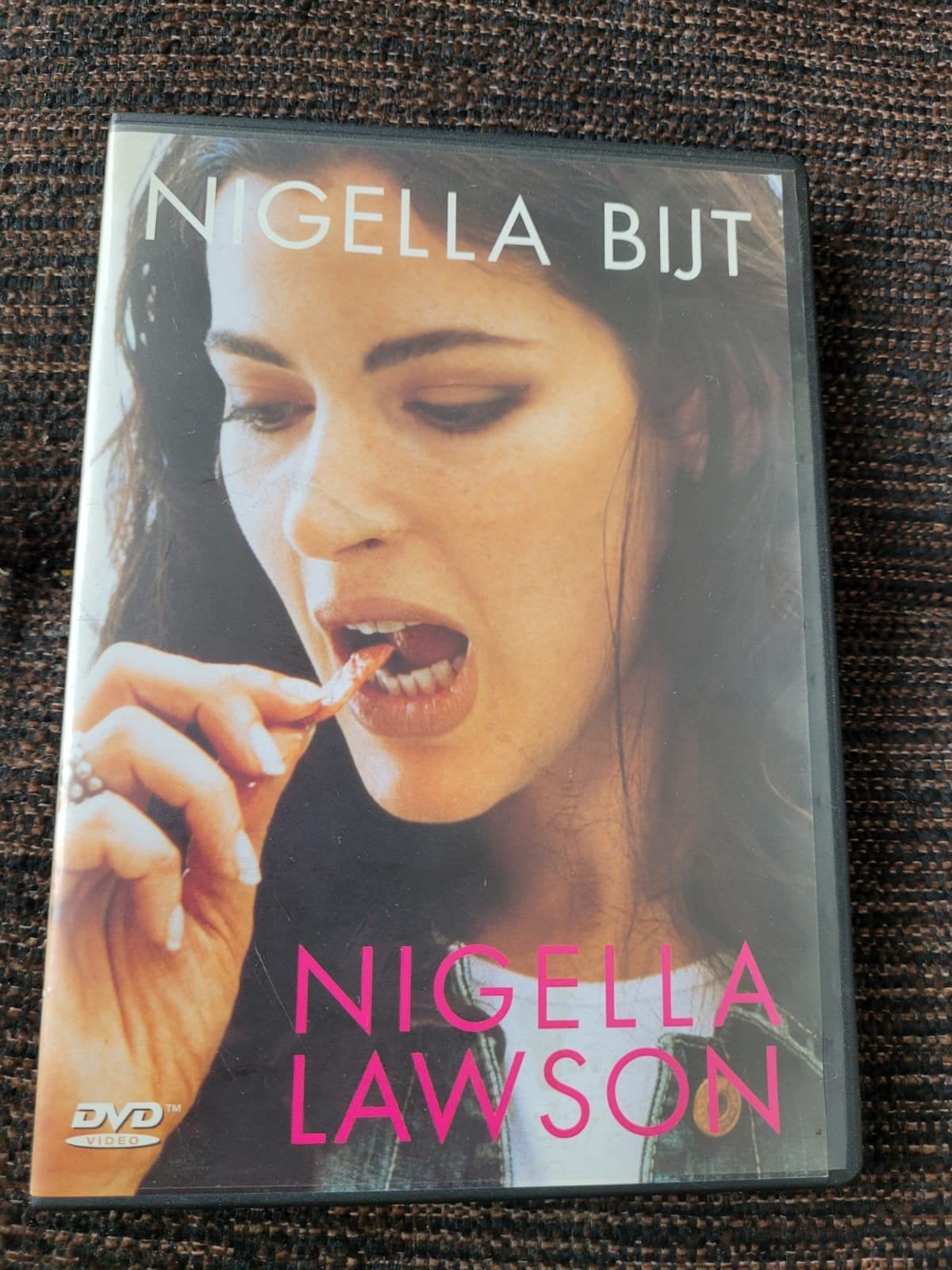 Nigella bijt nigella lawson bbc, Alle leeftijden, Ophalen of Verzenden, Zo goed als nieuw