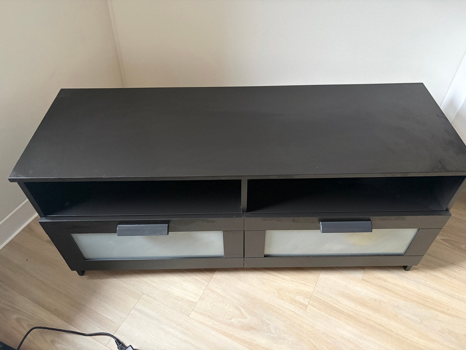 Zwart tv-meubel met lades en open vakken, Ophalen, Gebruikt, 100 tot 150 cm, Minder dan 100 cm