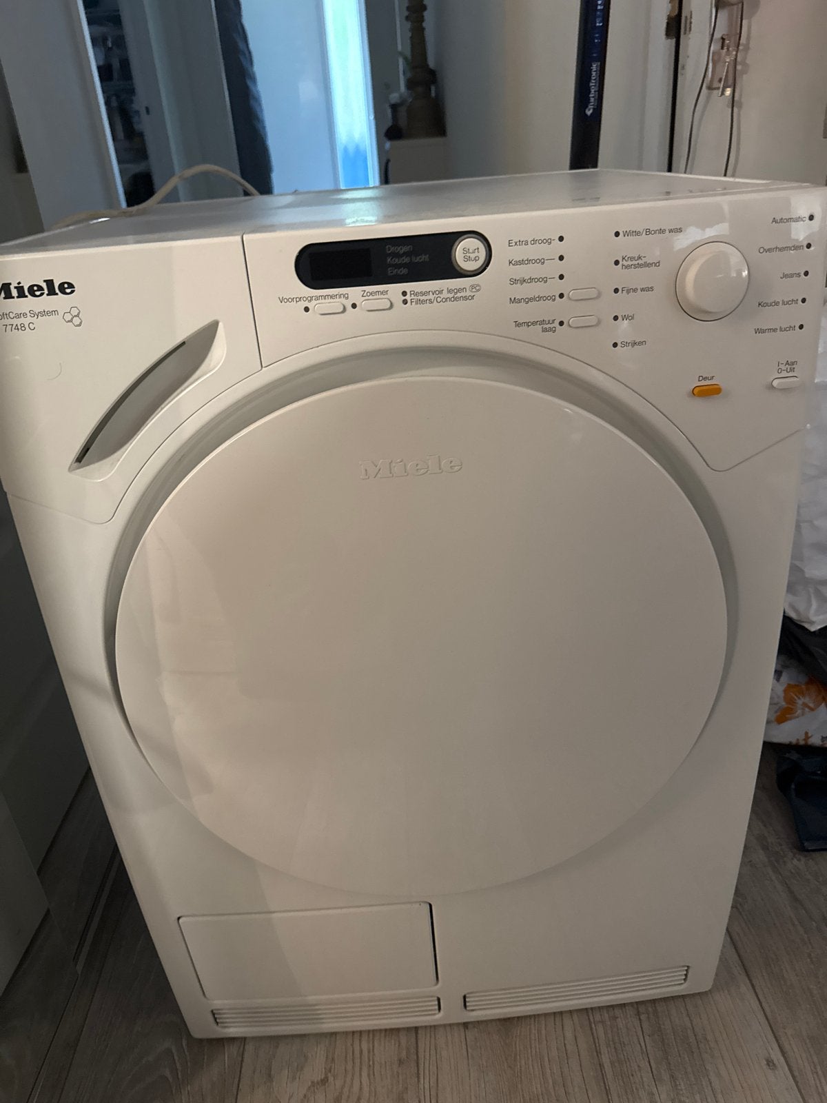 Miele T 7748 C SoftCare System Condensdroger, Ophalen, 6 tot 8 kg, Gebruikt, Voorlader