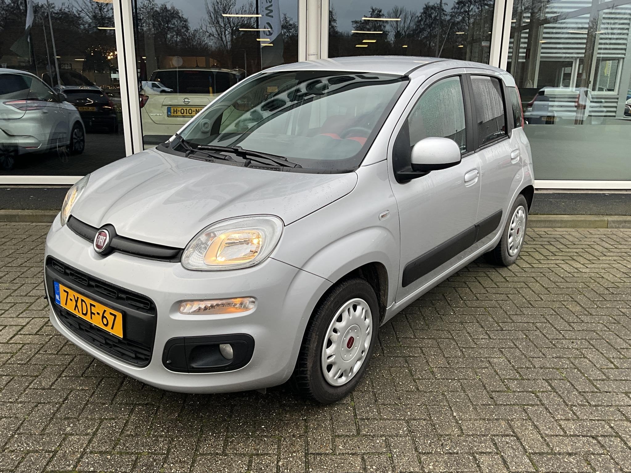 Fiat Panda 0.9 TwinAir Lounge, Auto's, Voorwielaandrijving, Stof, Gebruikt, Panda