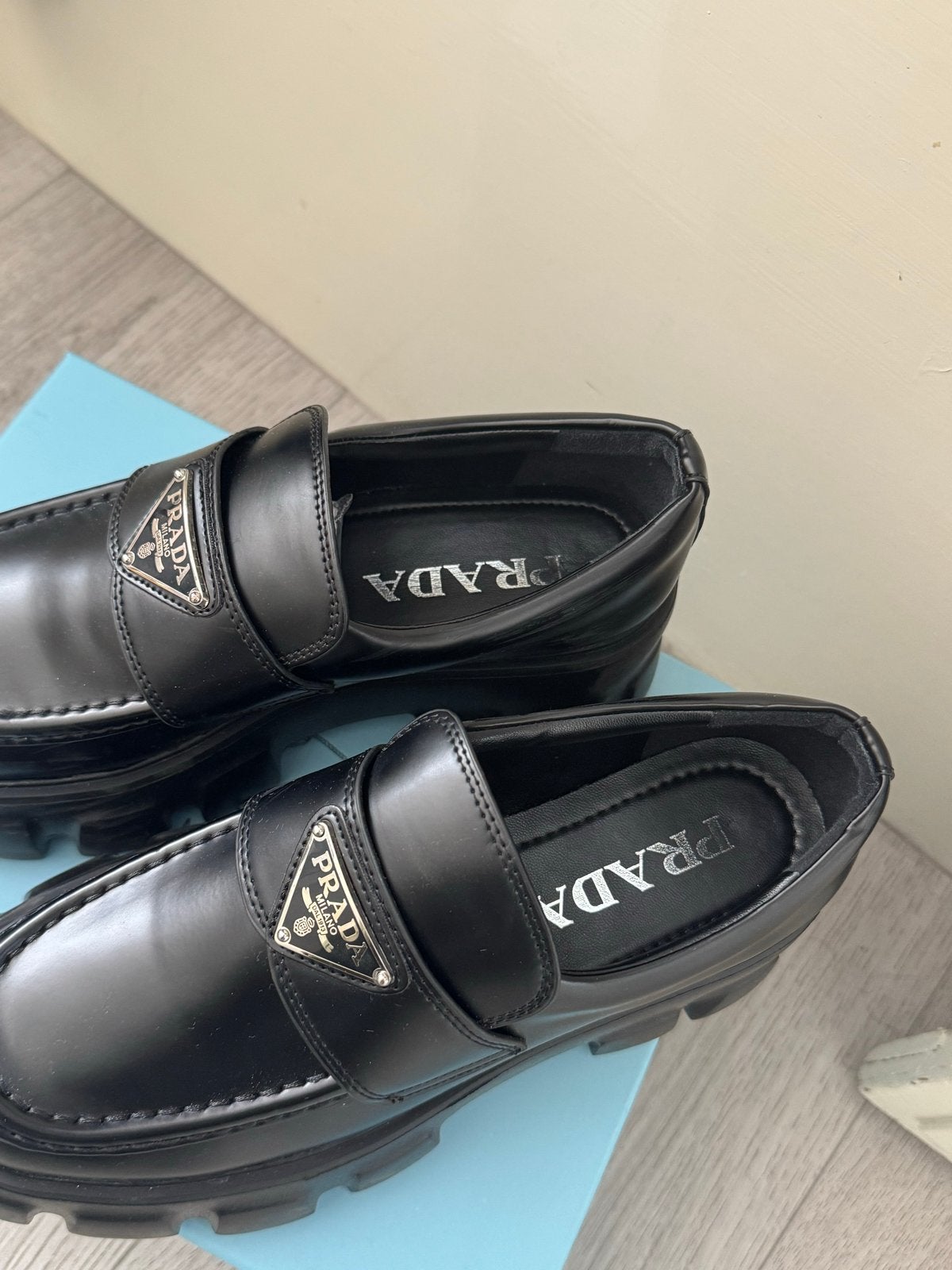 Prada Loafers Maat 39 Zwart met Doos, Verzenden, Nieuw, Zwart, Instappers