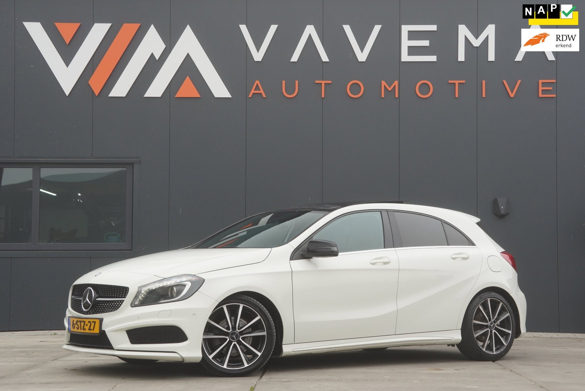 Mercedes-Benz A-klasse A 180|2013|A180|AMG|Automaat|Pano|Spo, Gebruikt, 4 cilinders, Panoramadak, 695 kg
