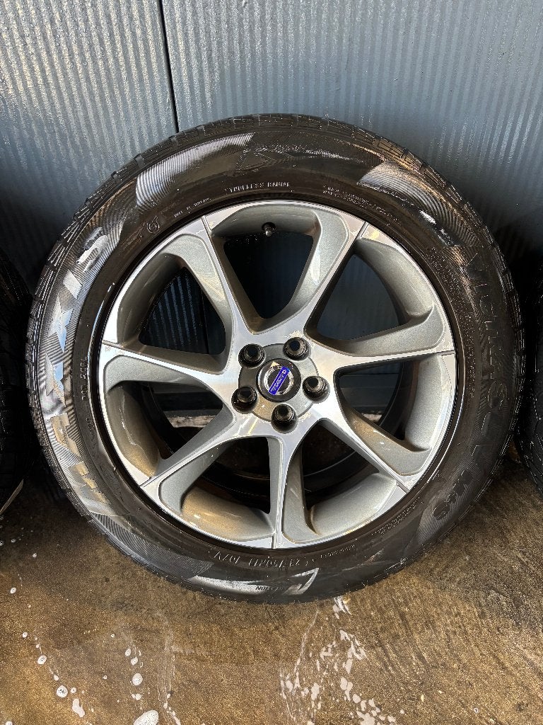 18'' Lichtmetalen Volvo Velgen, Auto-onderdelen, Banden en Velgen, Ophalen, 18 inch, Gebruikt, Velg(en)